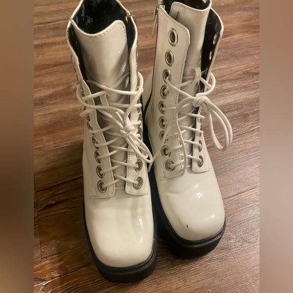 Lamoda White glossy Patent Platform Sz 6 - Picture 2 of 6